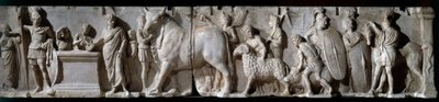 Arte romana: altare di Domizio Enobarbo. 100 a.C. Scena di sacrificio al dio Marte. rilievo su marmo da Roman