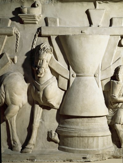 Arte romana: bassorilievo che rappresenta una ruota di mulino. I secolo d.C. Roma, Museo della Civiltà Romana da Roman