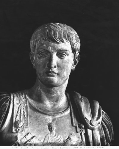Statua del giovane Nerone (37-68 d.C.) c.54 (marmo) (dettaglio) da Roman