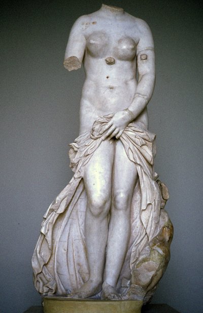 Venere Laudolina o anadiomene. scultura, Museo di Siracusa, Sicilia, Italia. da Roman