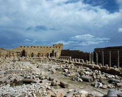 Veduta del Foro di Settimio Severo da Roman