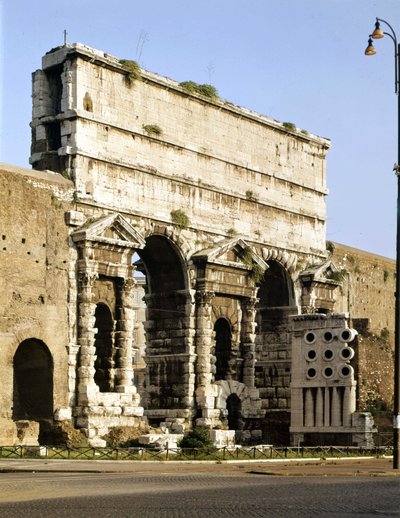 Veduta della Porta Maggiore, punto finale dell