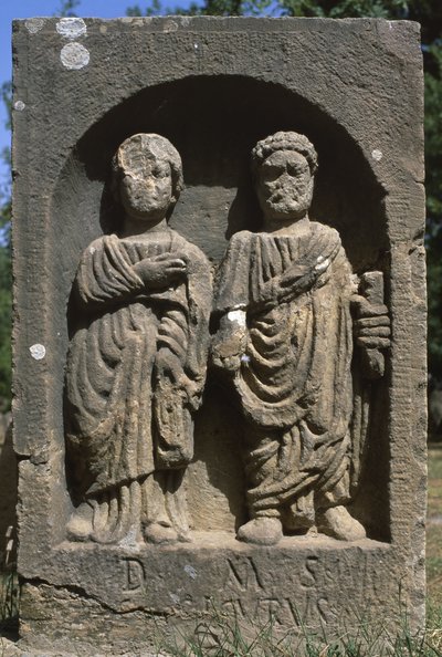 Stele con due figure umane, Alto Periodo Imperiale (27 a.C.-395 d.C.) da Roman Imperial Period