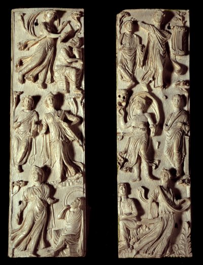 Antica Roma: dittico in avorio scolpito che rappresenta sei muse e sei poeti (o filosofi) da Roman Roman