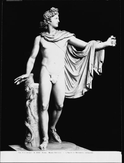 Apollo del Belvedere, copia romana di un originale greco del IV secolo a.C. (foto in b/n) (post restauro) da Roman Roman