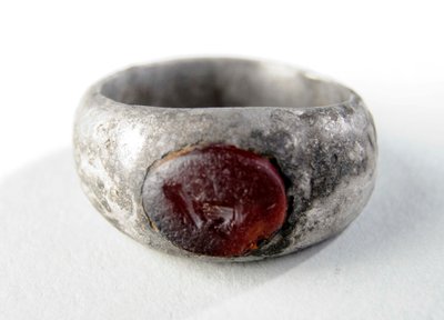 Anello con intaglio (argento) da Roman Roman