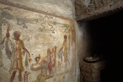 Affresco che raffigura il Larario vicino all