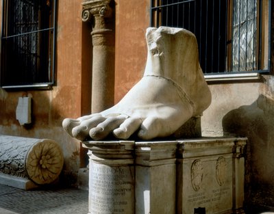 Piede sinistro, dal Colosso di Costantino da Roman Roman