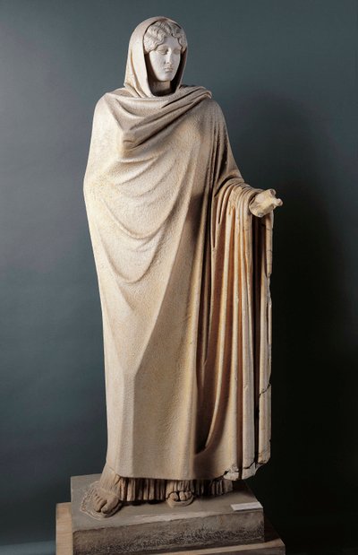 Arte romana: Afrodite Sosandra, scultura in marmo del I secolo dopo un originale greco di Calamis del V secolo a.C. Scoperta a Baia, Italia. Napoli, Museo Archeologico Nazionale da Roman Roman