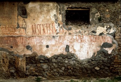 Arte romana: iscrizione elettorale sui muri (graffiti) sulla Via dell