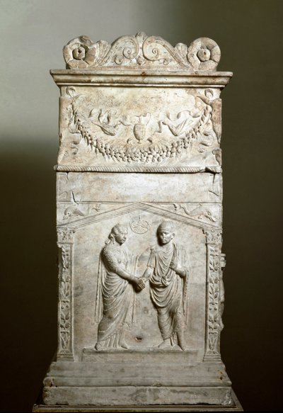 Arte romana: altare funerario decorato con la scena di un matrimonio (Junctio dextrarum) da Roman Roman