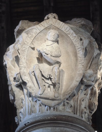 Capitello del coro che rappresenta il primo tono del canto gregoriano (scultura) da Romanesque