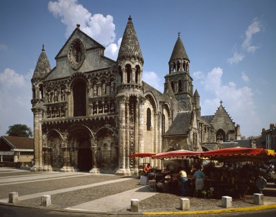 Arte romanica: vista di Notre Dame la Grande. XII secolo Poitiers da Romanesque