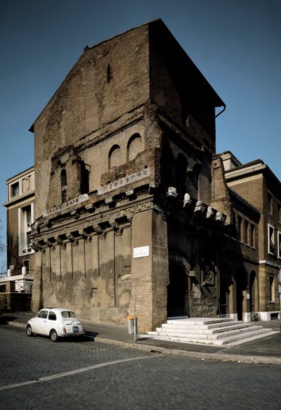Veduta di Villa Crescenzi da Romanesque