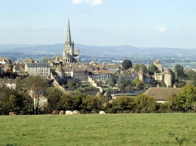 Veduta della città di Autun e della Cattedrale di San Lazzaro da Romanesque