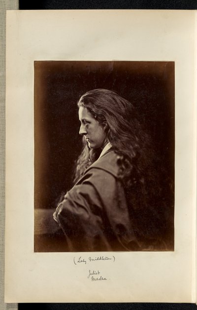 Lady Middleton come "Giulietta Medea da Ronald Ruthven Leslie Melville