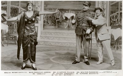 Membri del cast di Oh! Oh! Delphine!!!, c. 1916 da Rotary Photo