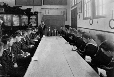 Una classe di marinai all