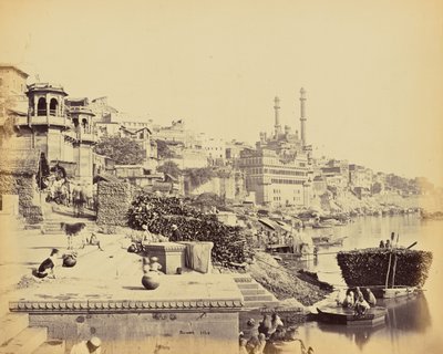 Benares; la Grande Moschea di Arungzebe e i Ghats adiacenti da Samuel Bourne