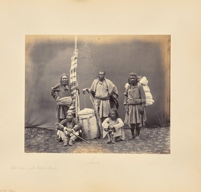 Lavoratori di montagna a Shimla con khilta e portantina da Samuel Bourne