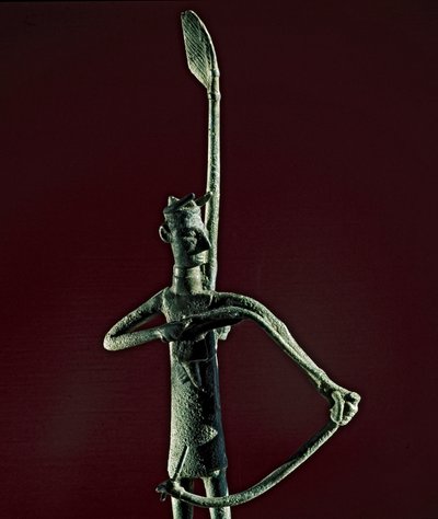 Statuetta di guerriero che tira un arco in bronzo da Sardinia Nuragic Civilization