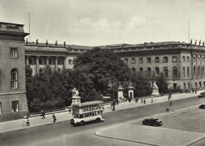 Berlino: Universitat (foto in bianco e nero) da Sasha Stone