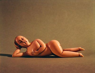 Figurina di donna usata da un paziente malato per mostrare al medico l