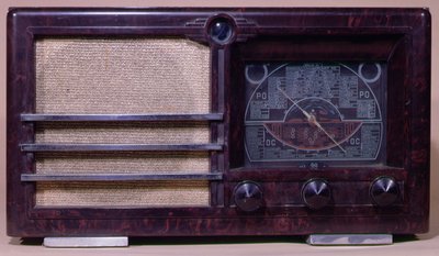Radio ricevitore Sonora CR2 con 5 valvole da School French