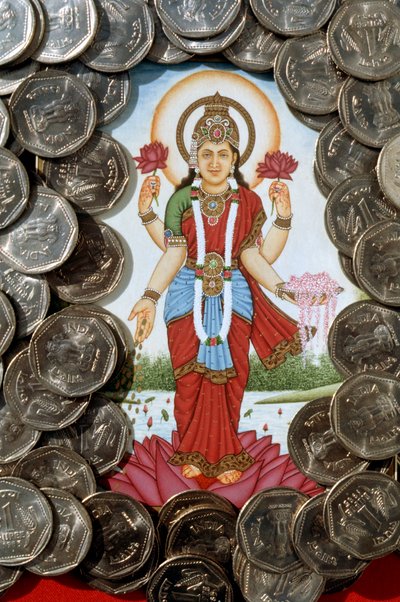 Dea Lakshmi e Monete da Una Rupia da School Indian