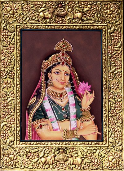 Radha con Rilievo d