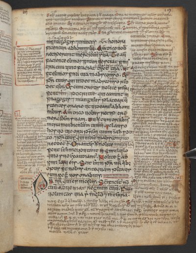 Harley 1802, f.19r, Iniziale decorata 