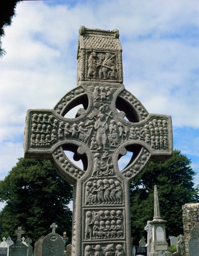 Vista della Croce di Muiredach, pietra scolpita, c.521 da School Irish