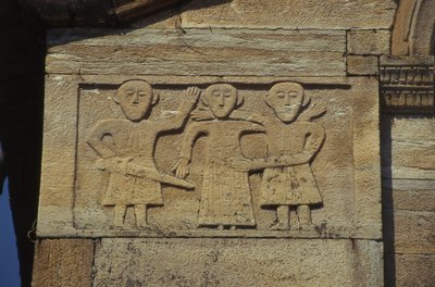Dettaglio della facciata della chiesa parrocchiale di Santa Maria (foto) da School Italian