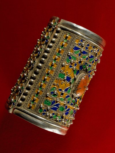 Bracciale in corallo, argento e smalto, Marocco da School Moroccan
