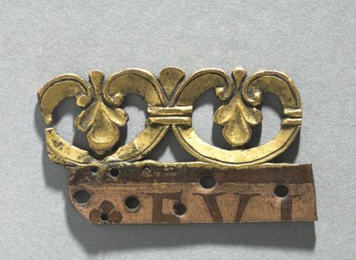 Frammento di una cresta ornamentale da un reliquiario, c.1165-1180 (rame dorato, smalto brun) da School Mosan