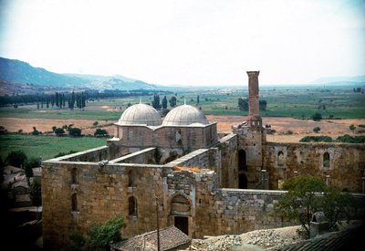 Arte ottomana: veduta della Moschea di Isa Bey da School Ottoman