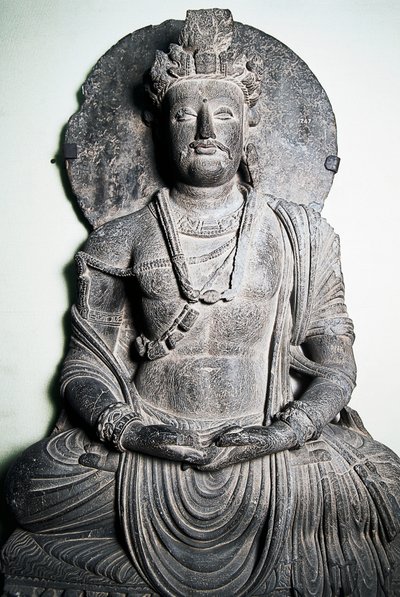 Scultura in pietra raffigurante Buddha, arte del Gandhara, Peshawar, Pakistan da School Pakistani