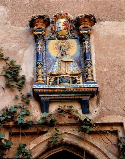 Stemma ceramico della Nostra Signora di Guadalupe da School Spanish