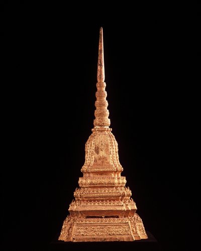 Modello di un chedi o torre reliquiaria da School Thai