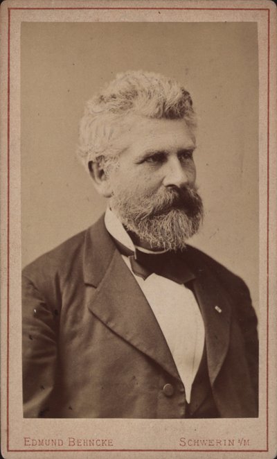 Ritratto del violoncellista e compositore Georg Goltermann 1824-1898, c. 1880 da Schwerin . Photo studio Edmund Behncke