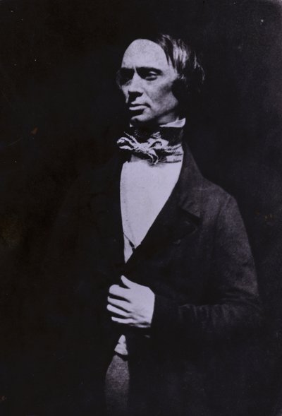 William Borthwick Johnstone, artista scozzese e primo curatore della National Gallery of Scotland (foto in bianco e nero) da Scottish Photographer