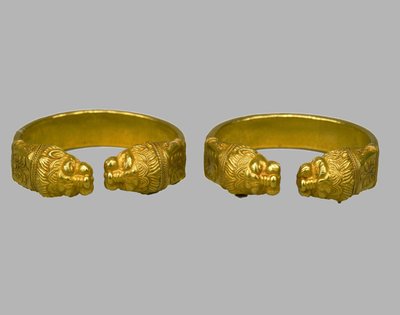 Braccialetti, IV secolo a.C. da Scythian