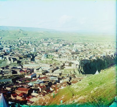 Vista di Tiflis (ora Tbilisi) dai giardini della Chiesa di San Davide, 1905-1915 da Sergey Prokudin Gorsky