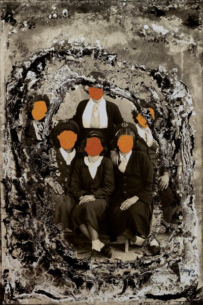 giorno della laurea, 2019 (tecnica mista) da Sergis Adamos