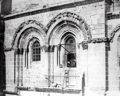 Finestra nella Facciata Sud della Chiesa del Santo Sepolcro, 1865 da Sgt. James M. McDonald