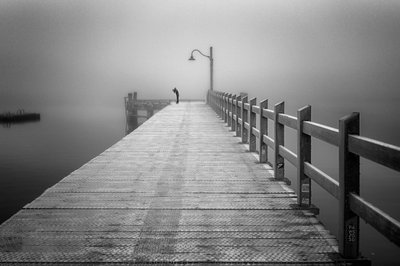 Misty Pier Solitudine da Shanrui Ren
