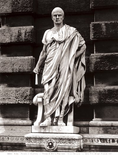 Statua di Emilio Papiniano (marmo) da Silvio Sbricoli