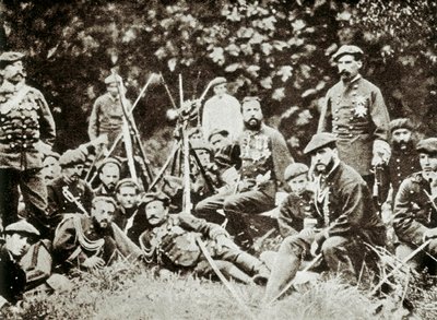 Terza guerra carlista (1872-1876): il pretendente al trono di Spagna Carlo di Borbone (1848-1909), duca di Madrid, circondato dai suoi difensori. Fotografia verso 1872-1876 da Spanish Photographer