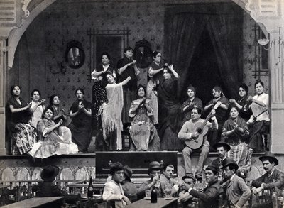 Siviglia, Spagna, scena di danza e musica flamenca in un caffè. Fotografia, fine XIX secolo da Spanish Photographer