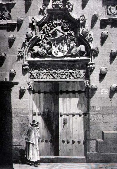 Porta della Casa de las Conchas, Salamanca da Spanish School